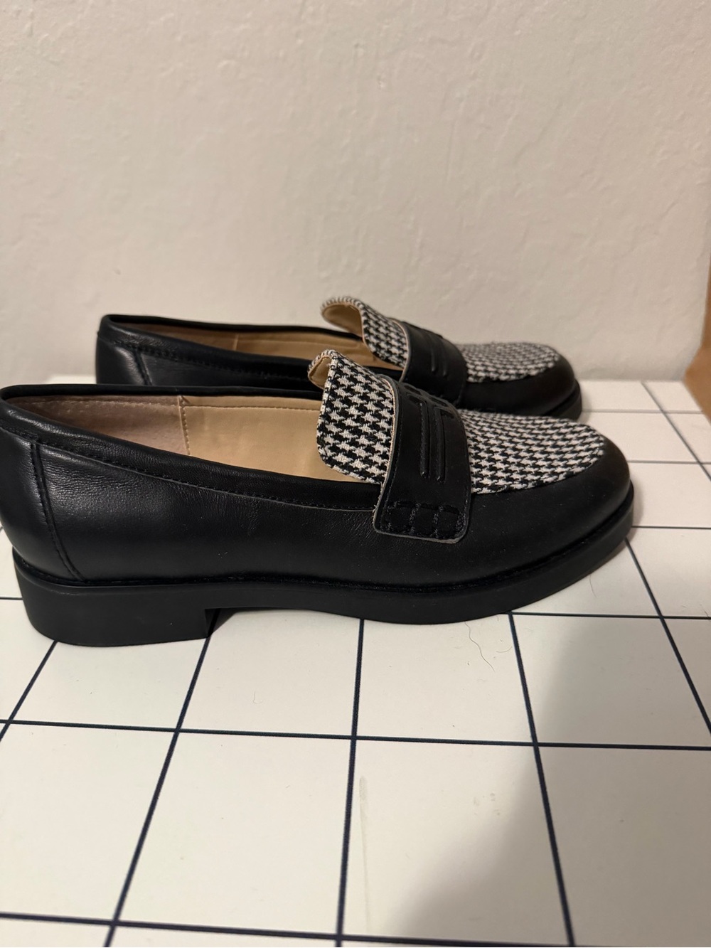 Liverpool Los Angeles Houndstooth Penny Loafers Black Size 6 NEW